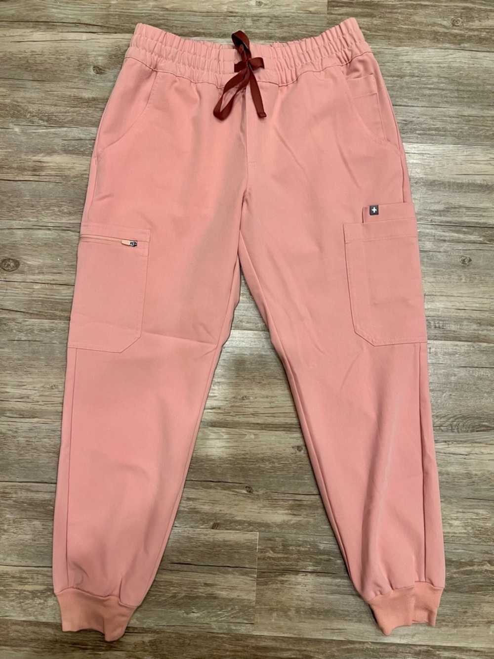 Figs Pink Sand Uman Relaxed - Petite Jogger Scrub Pants